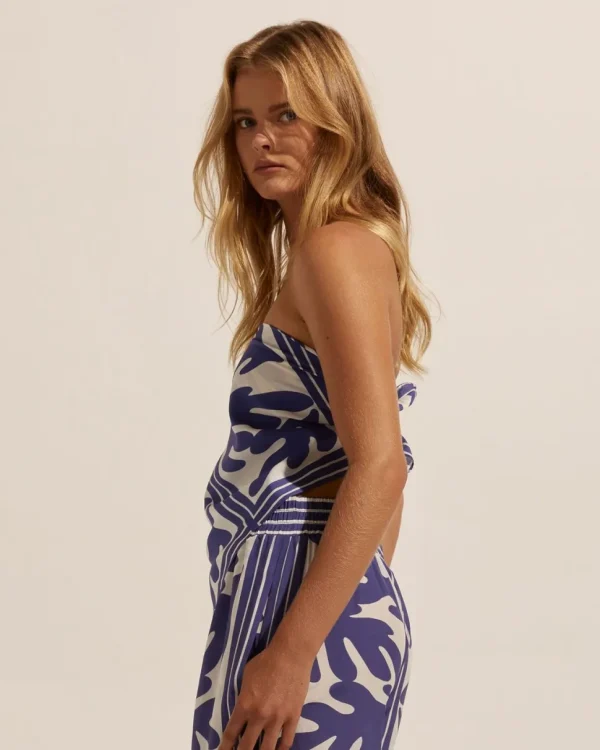 Best zoe kratzmann Scarf-Frond Wave